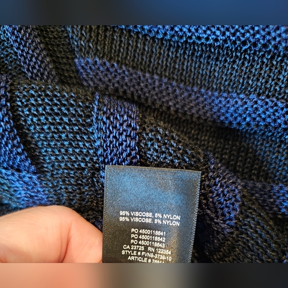 Aritzia Babaton Size XS Black Blue Striped Viscose Cropped Drop Shoulder Sweater - Picture 9 of 12